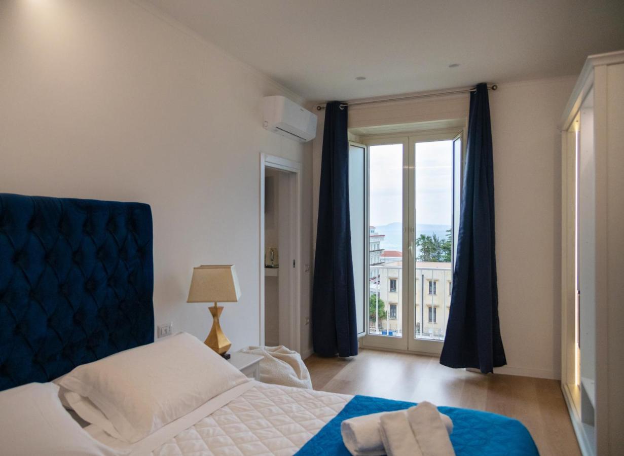 The Attico Bed and Breakfast Σορέντο Εξωτερικό φωτογραφία